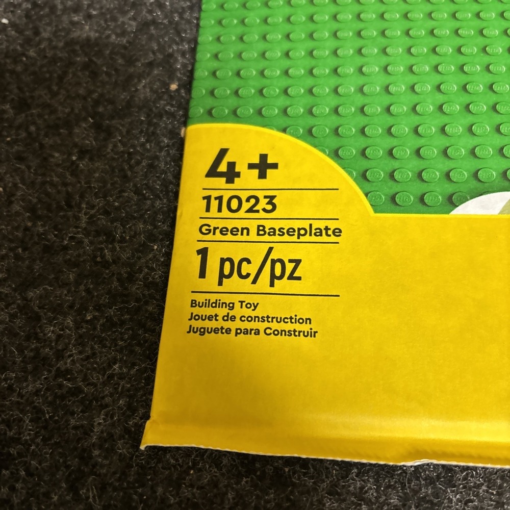 LEGO - 2 Large Baseplate 32 x 32 (10X10") Flat Base Plate - Green ‎ NEW - Picture 2 of 5